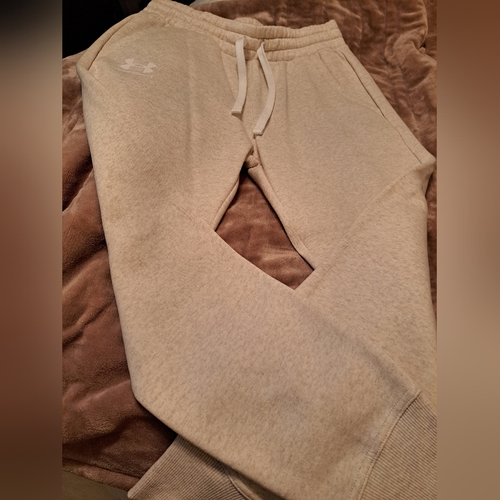 UNDER ARMOUR Women's sweatpants